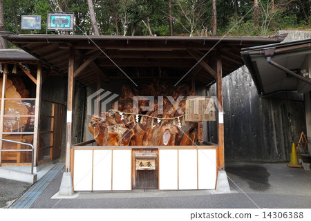 門口的門神Tokoji 14306388