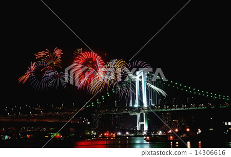 Fireworks Tokyo Bay banquet fire festival 2013 Konan Ohashi Baycrest front Shinagawa-ku, Tokyo Fireworks Tokyo Bay banquet fire festival 2013 Konan Ohashi Baycrest front Shinagawa-ku, Tokyo 14306616