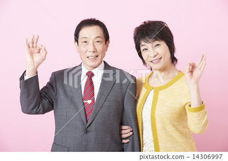 一位大四學生 14306997