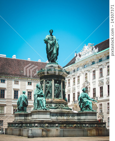 Monument to Emperor Franz I in Swiss Court. Vienna, Austria Monument to Emperor Franz I in Swiss Court. Vienna, Austria 14307371