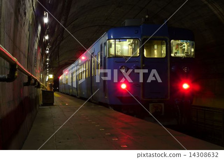 北陸幹線正常列車 14308632