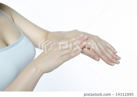 Female hand hand cosmetic care arm beauty Female hand hand cosmetic care arm beauty 14312895