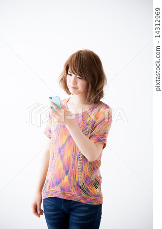 smart phone, brown hair, female 14312969