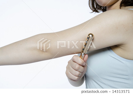 Female hand care beauty care roller beauty 14313571