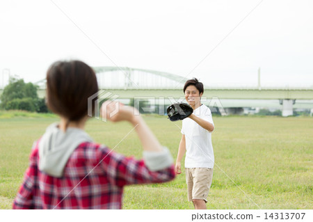 夫婦接球 14313707