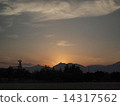 Setting sun 14317562