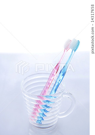 Toothbrush 14317658