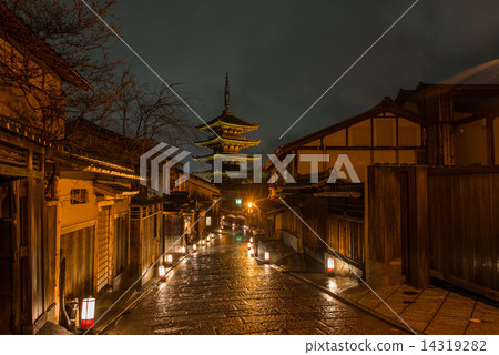 Kyoto Higashiyama Flower Light Road 14319282