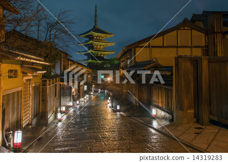 Kyoto Higashiyama Flower Light Road 14319283