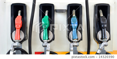 Petrol pump 14320390