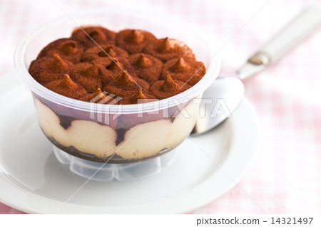 dessert tiramisu in cup 14321497