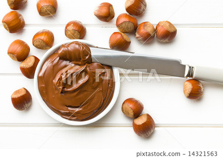 chocolate spread in bowl chocolate spread in bowl 14321563