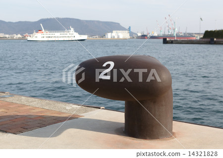 對接碼頭的碼頭 對接碼頭的碼頭 14321828