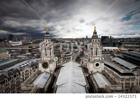 London view from St. Paul cathedral London view from St. Paul cathedral 14322371