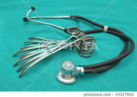 Stethoscope and surgery instrument set Stethoscope and surgery instrument set 14327656