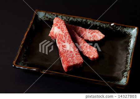 卡爾維 14327803