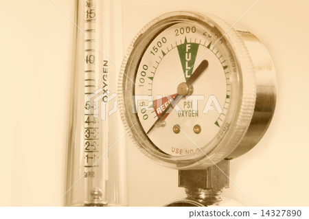 Close-up old scale display of oxygen meter 14327890