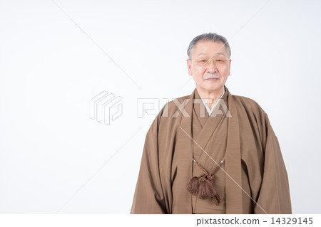 老人(和服) 老人(和服) 14329145