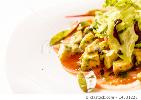 vegetarian carpaccio 14331223