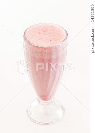 strawberry milk cocktail strawberry milk cocktail 14331399