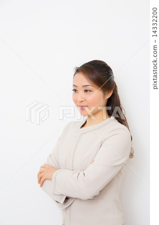 憤怒的女人在她30歲 憤怒的女人在她30歲 14332200