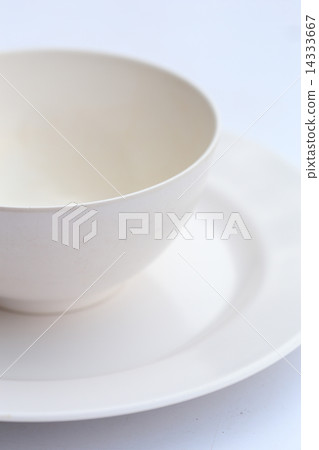 set of bowl with plate 14333667