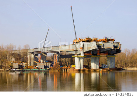 River Bridge Under Construction River Bridge Under Construction 14334033