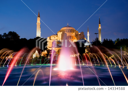 Hagia Sophia at Night Hagia Sophia at Night 14334588