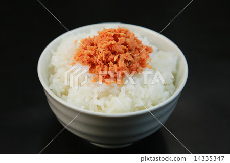 Salmon flakes 14335347