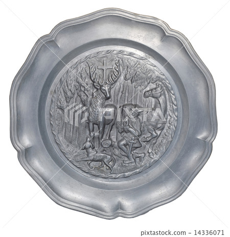 plate with a bas-relief of the hunters plate with a bas-relief of the hunters 14336071