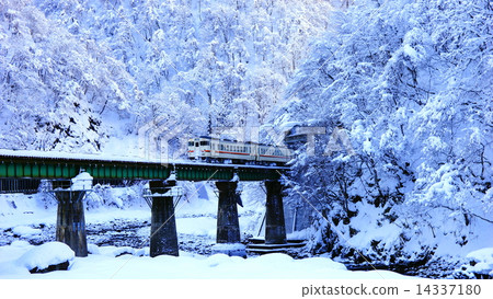 Takayama Main Line Winter Scene 14337180