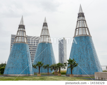 Rooftop garden at the German Commonwealth arts exhibition hall located in Bonn 14338329