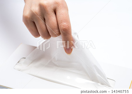 Pull out the tissue 14340755
