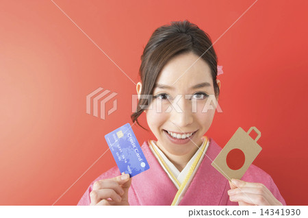 First selling image 14341930