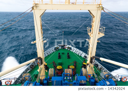 Bow of the ship in stormy weather. 14342024