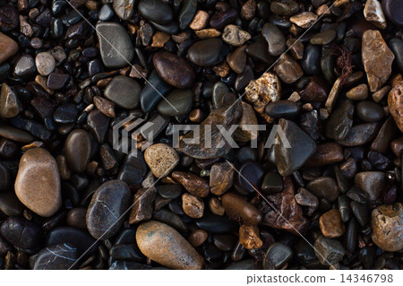 texture of wet shiny small sea stones 14346798