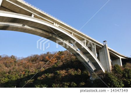 Shin Ogura Bridge 14347349