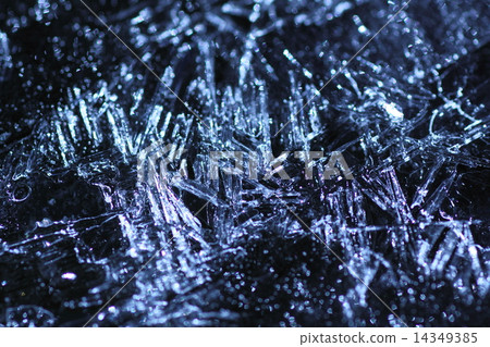 冰 14349385