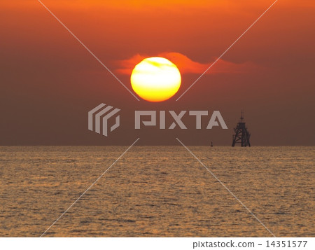 Sun 14351577
