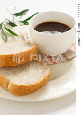 Bread and coffee 14354664