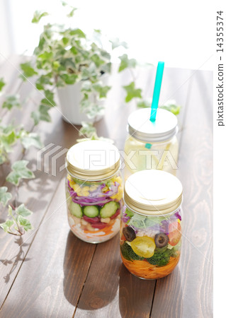  Jar salad 14355374