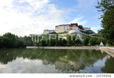 potala palace lake,tibet ,china 14356898