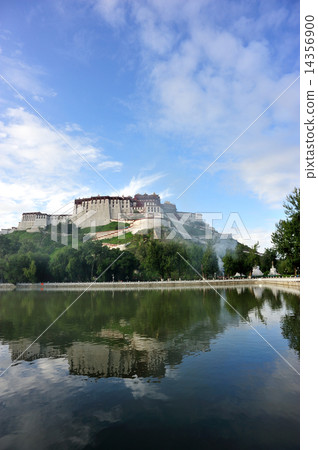 potala palace lake,tibet ,china 14356900