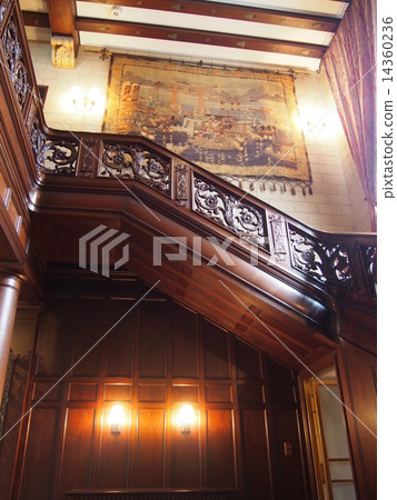 Western Staircase 14360236