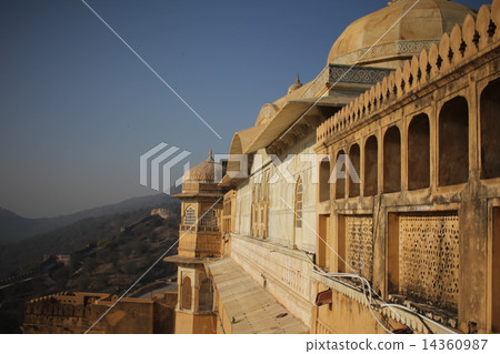 琥珀城堡 琥珀城堡 14360987