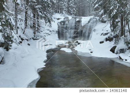 Mumlava waterfall in winter Mumlava waterfall in winter 14361148