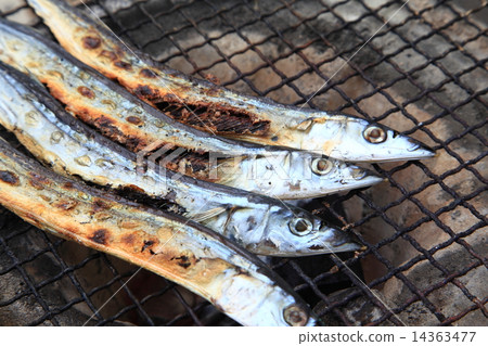 Baked roasted salmon roe with autumn sweetfish 14363477