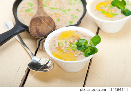 Hearty Middle Eastern Chickpea and Barley Soup 14364544