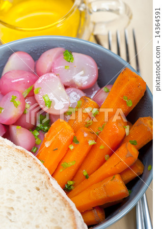 steamed  root vegetable on a bowl 14364591