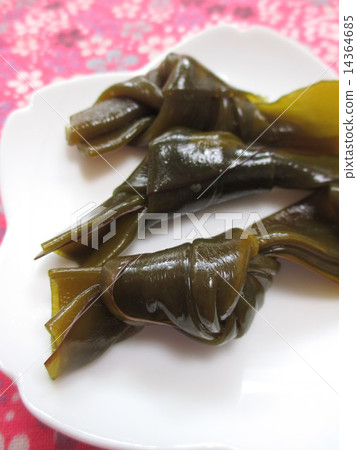 Consolidation of kelp 14364685